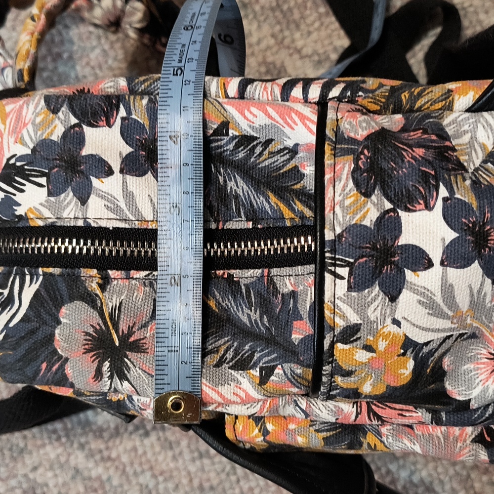 Wild fable backpack/purse - Picture 11 of 11
